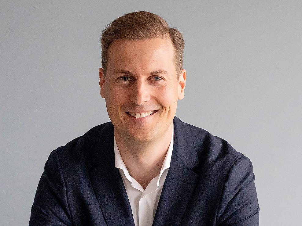 Erik Ringvold headshot